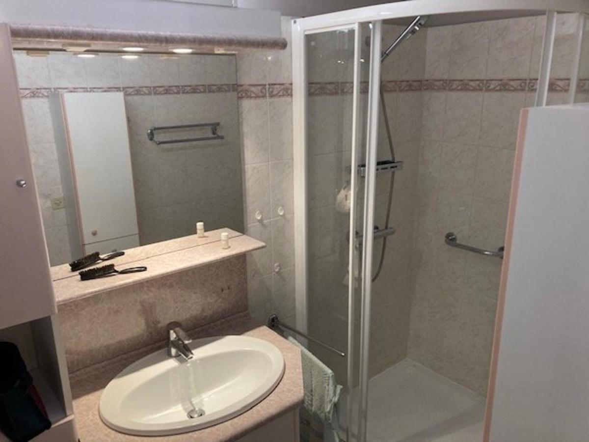 Bel Appartement Au Lavandou Avec Terrasse Et Vue Mer - Fr-1-308-167 Le Lavandou Eksteriør bilde